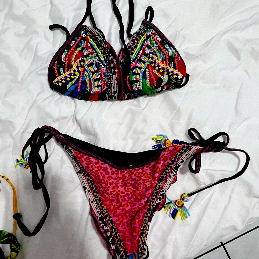 Agua bendita small swim